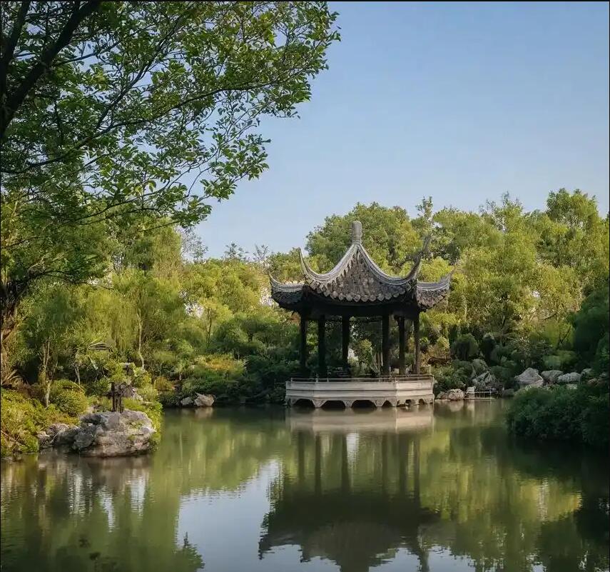 鹤壁山城浮梦餐饮有限公司